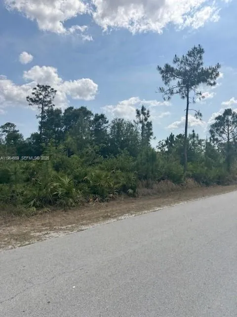 3104 E 10th ST Lehigh Acres, FL 33972