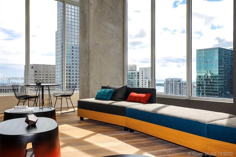 151 SE 1st St #1501 Miami, FL 33131