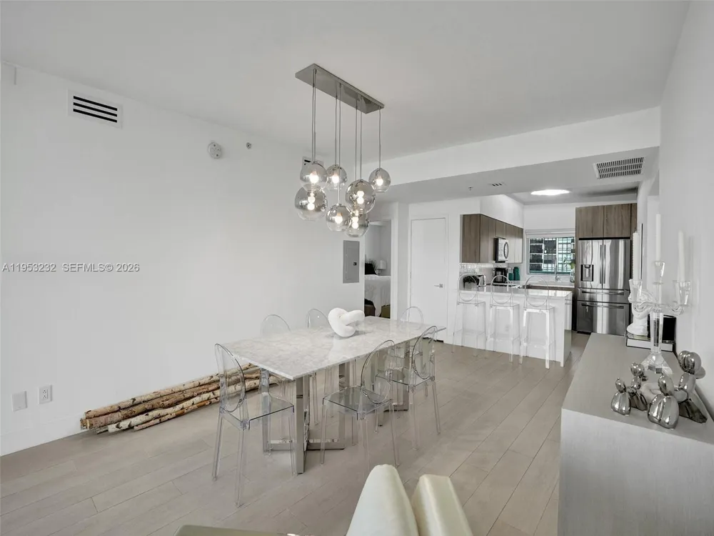 601 NE 36th St #1003 Miami, FL 33137