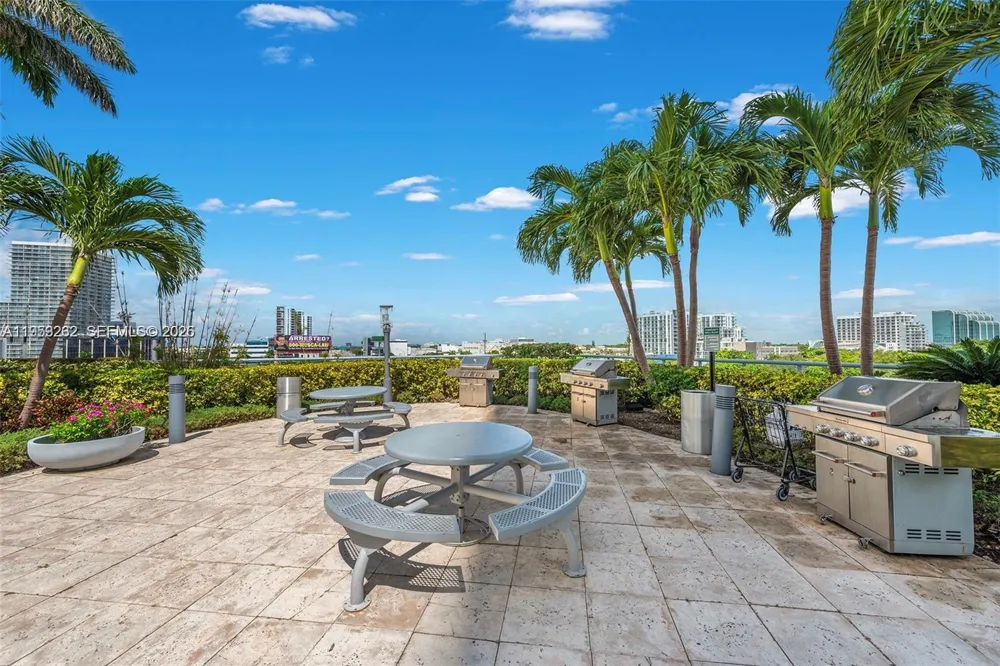 601 NE 36th St #1003 Miami, FL 33137
