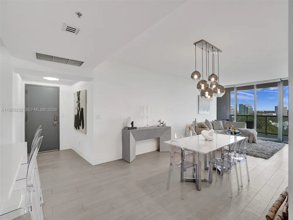 601 NE 36th St #1003 Miami, FL 33137