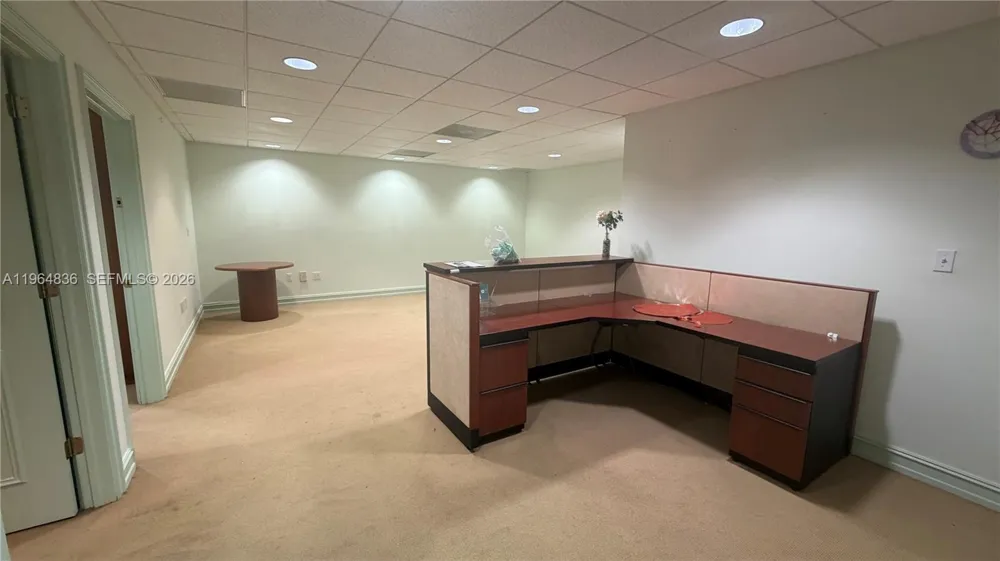 2435 Hollywood Blvd Hollywood, FL 33020