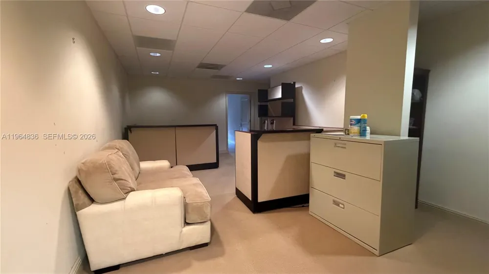 2435 Hollywood Blvd Hollywood, FL 33020
