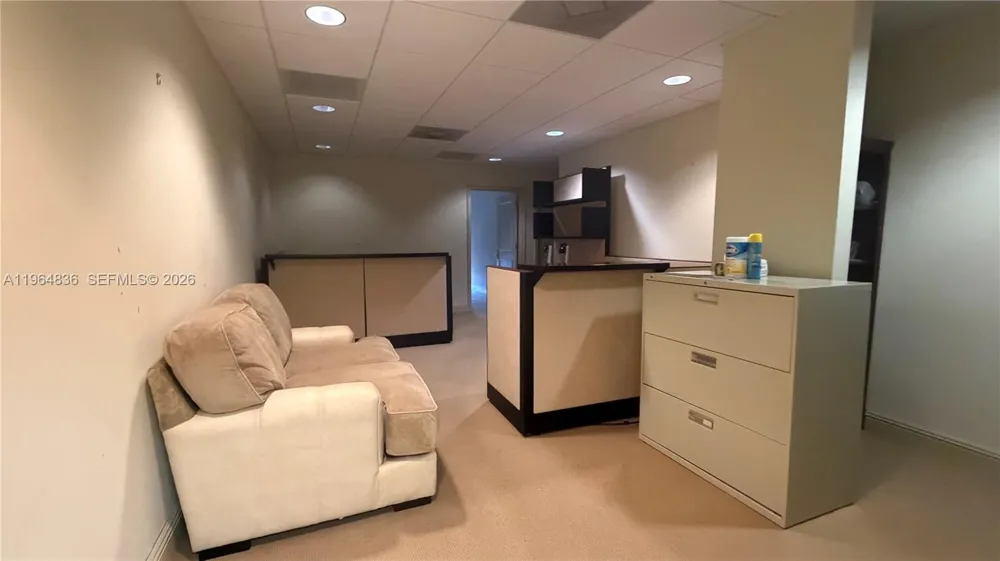 2435 Hollywood Blvd Hollywood, FL 33020