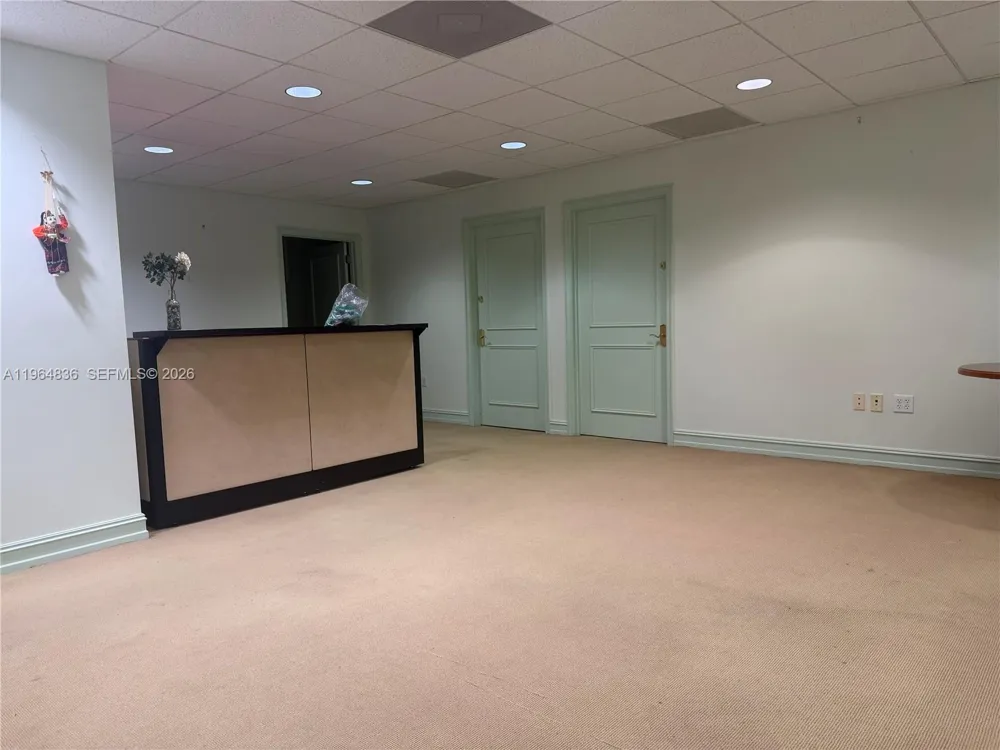 2435 Hollywood Blvd Hollywood, FL 33020