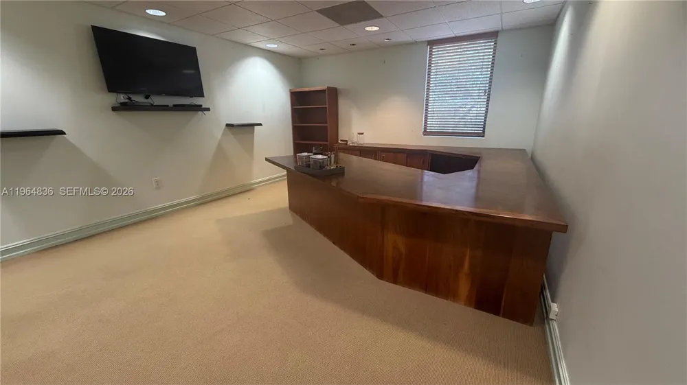 2435 Hollywood Blvd Hollywood, FL 33020