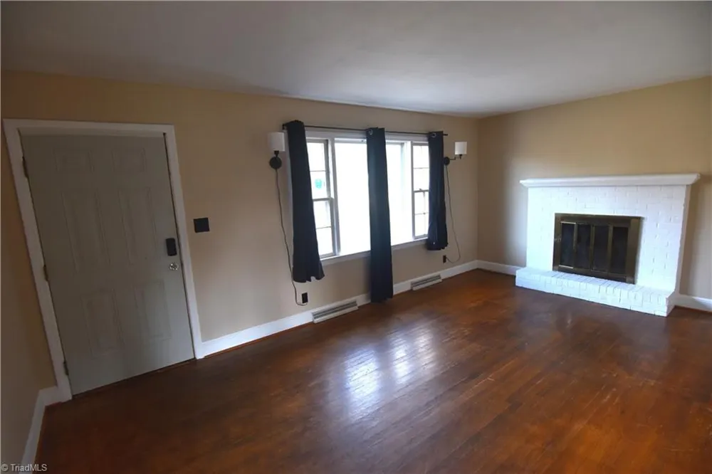 3808 Cash Drive Winston-Salem, NC 27107