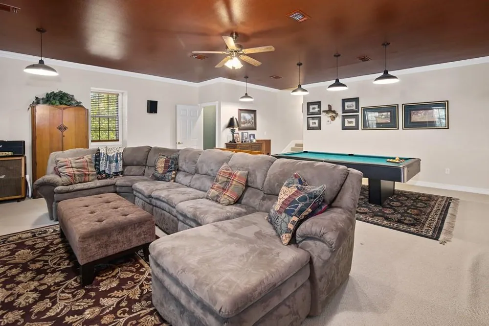 1409 Bending Brook Circle Lufkin, TX 75904