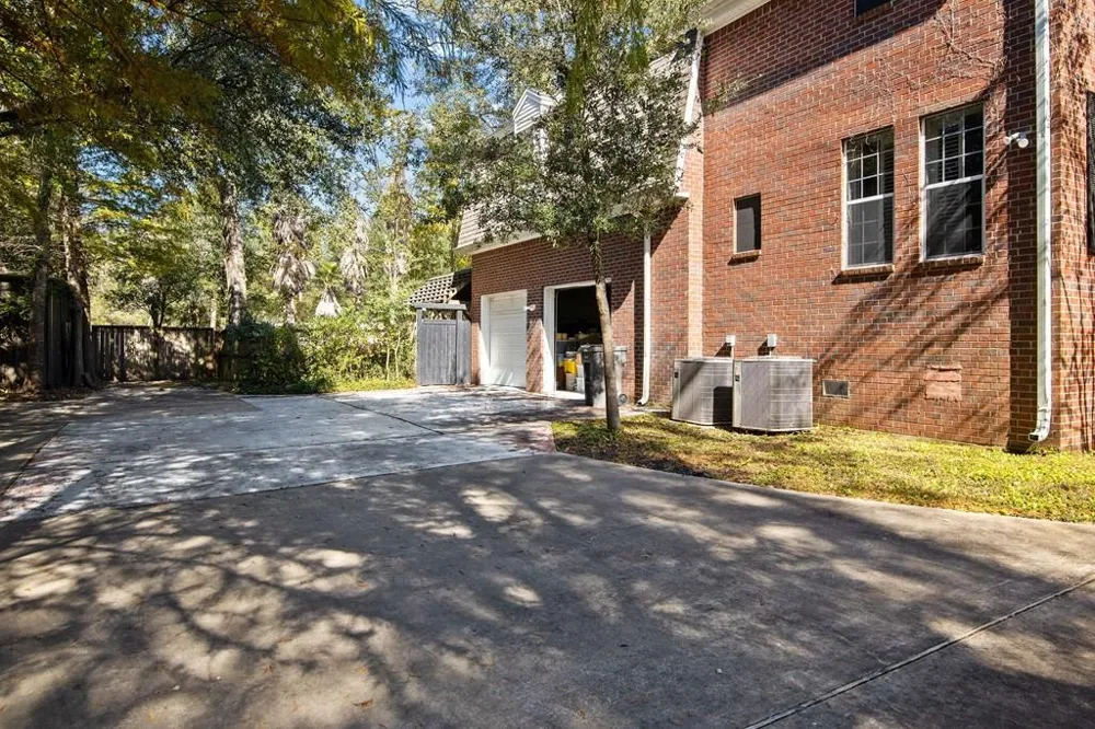 1409 Bending Brook Circle Lufkin, TX 75904