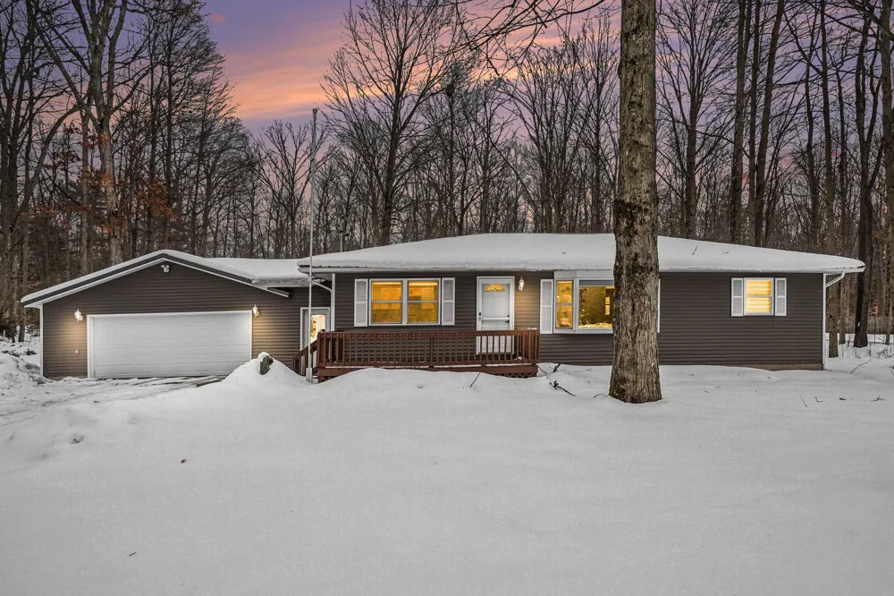 18412 148th Avenue Spring Lake Township, MI 49456