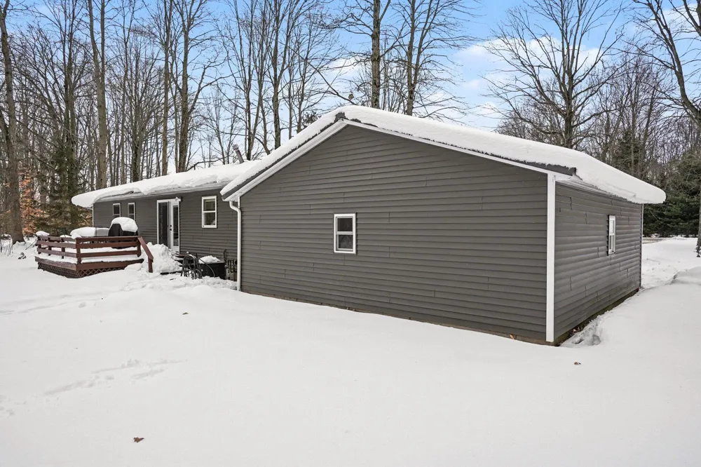 18412 148th Avenue Spring Lake Township, MI 49456