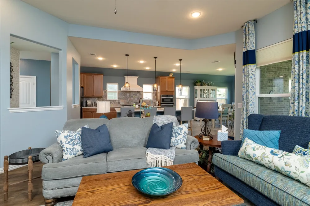 932 Basket Willow Terrace Fort Worth, TX 76052