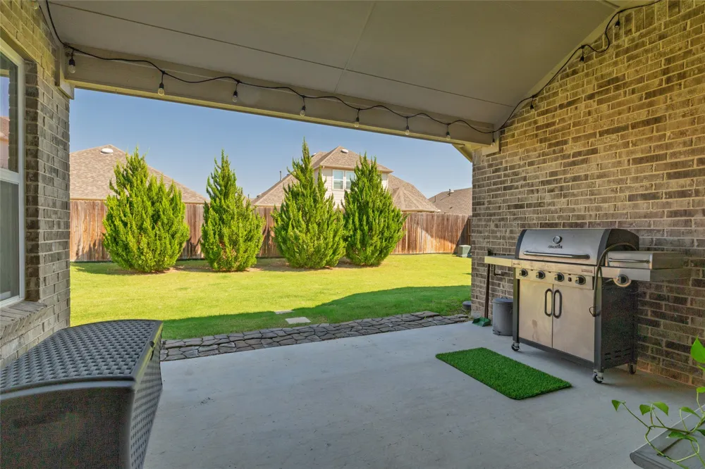 932 Basket Willow Terrace Fort Worth, TX 76052