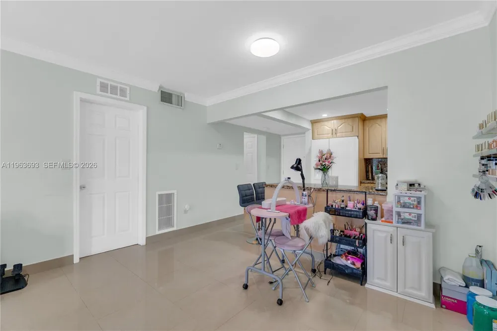 17101 NW 57th Ave #110 Miami Gardens, FL 33055