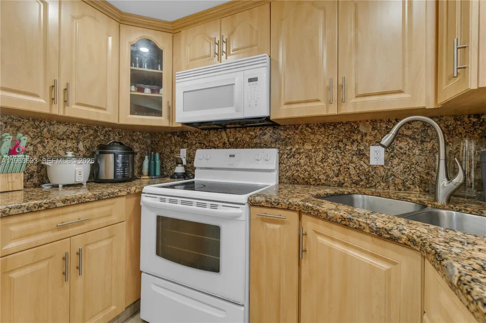 17101 NW 57th Ave #110 Miami Gardens, FL 33055