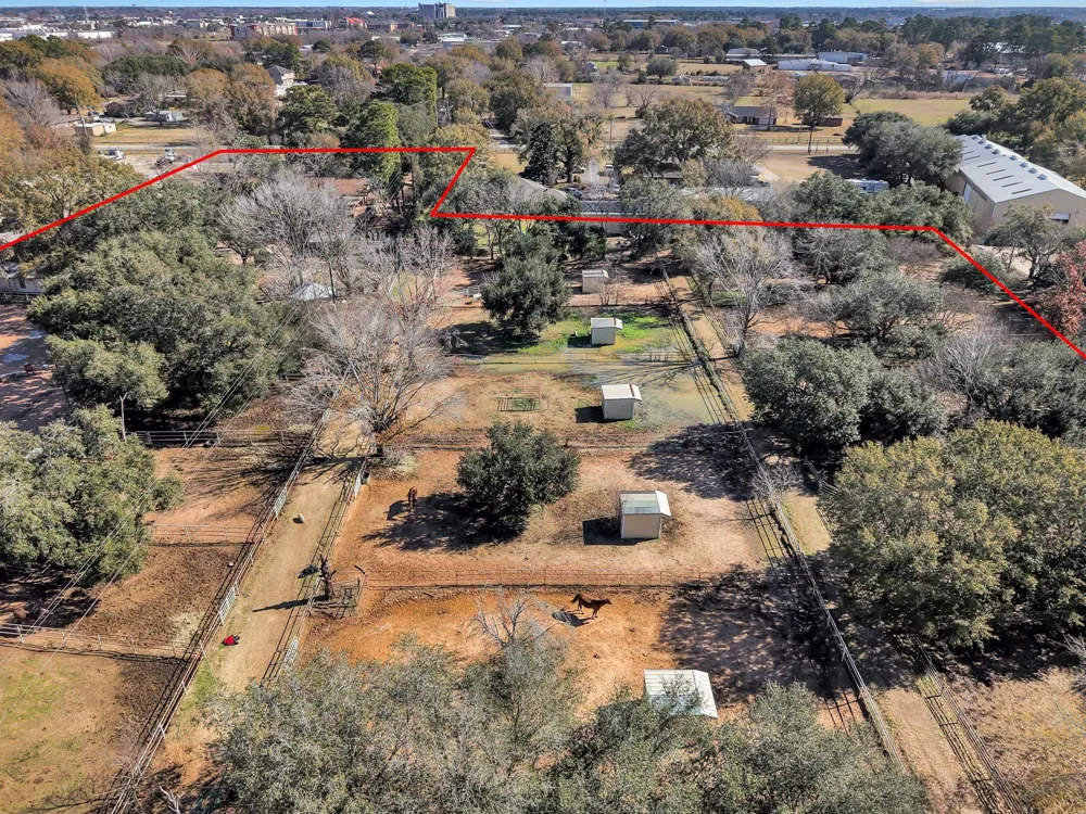 27815 Calvert Road Tomball, TX 77377