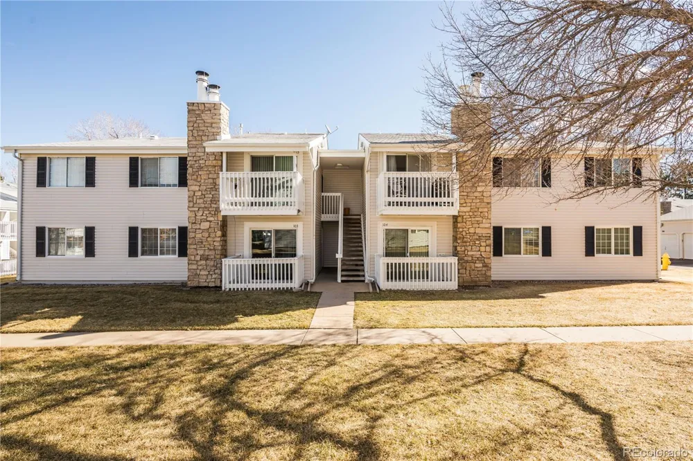 14453 E Jewell Avenue #103