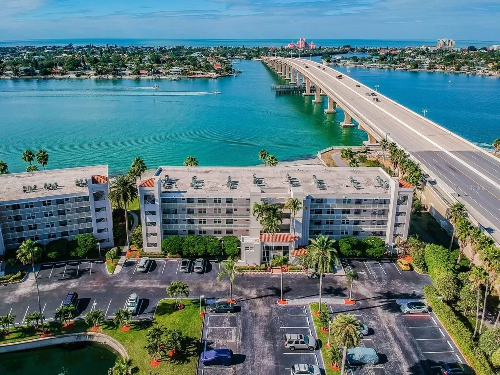 5701 BAHIA DEL MAR CIRCLE #403 St Petersburg, FL 33715