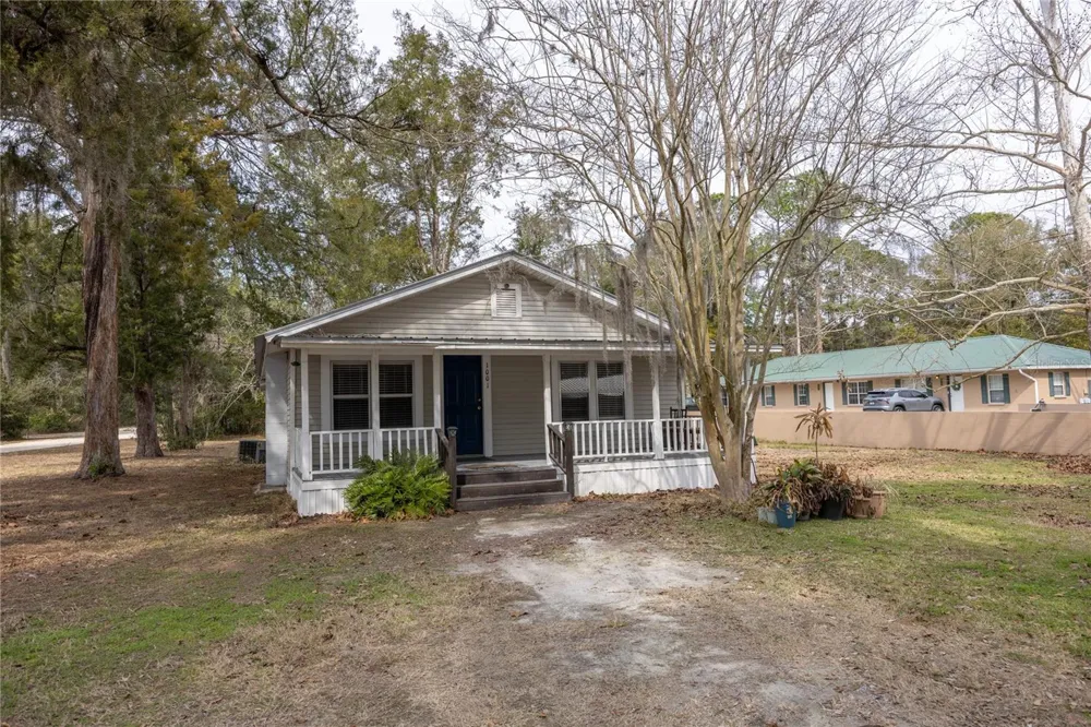 1001 NE 2ND AVENUE Trenton, FL 32693