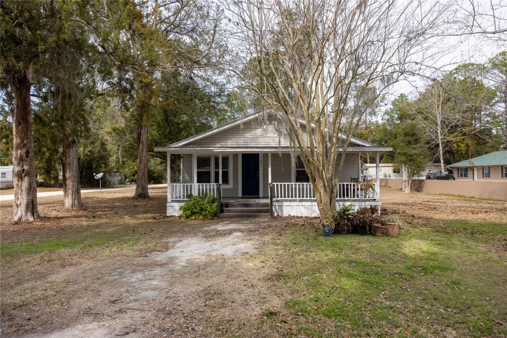 1001 NE 2ND AVENUE Trenton, FL 32693