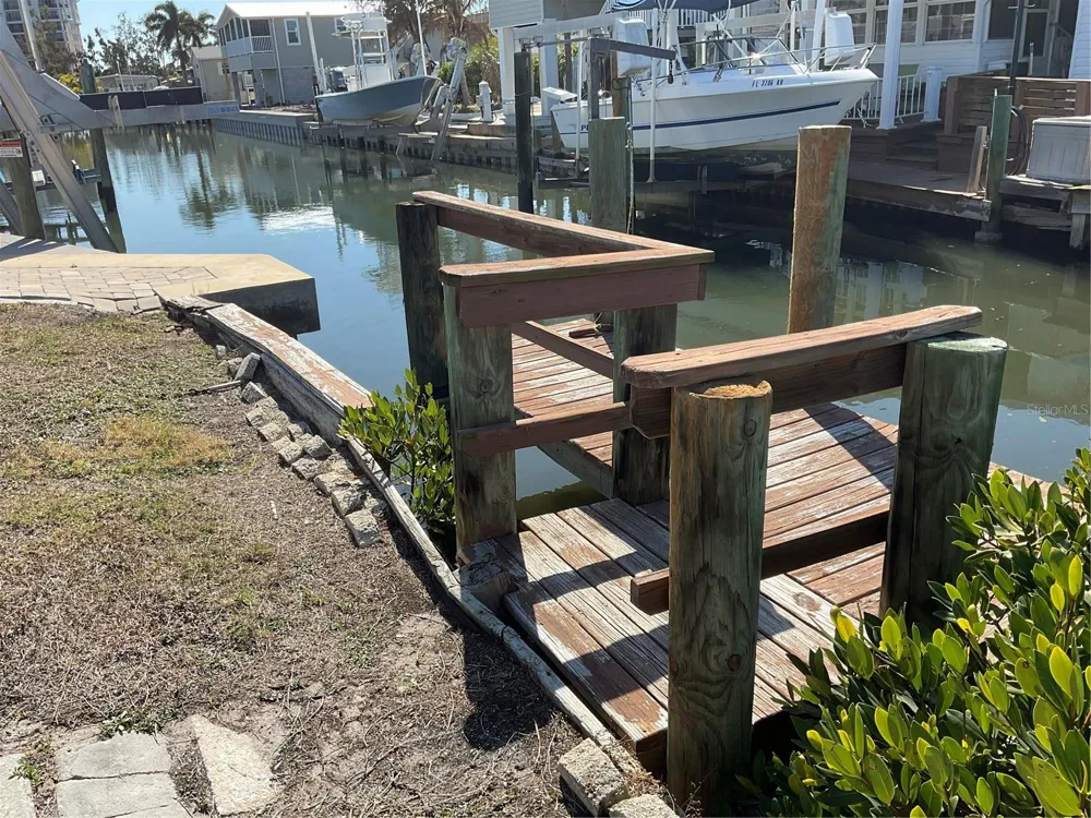 165 MORNING STAR ROAD Venice, FL 34285