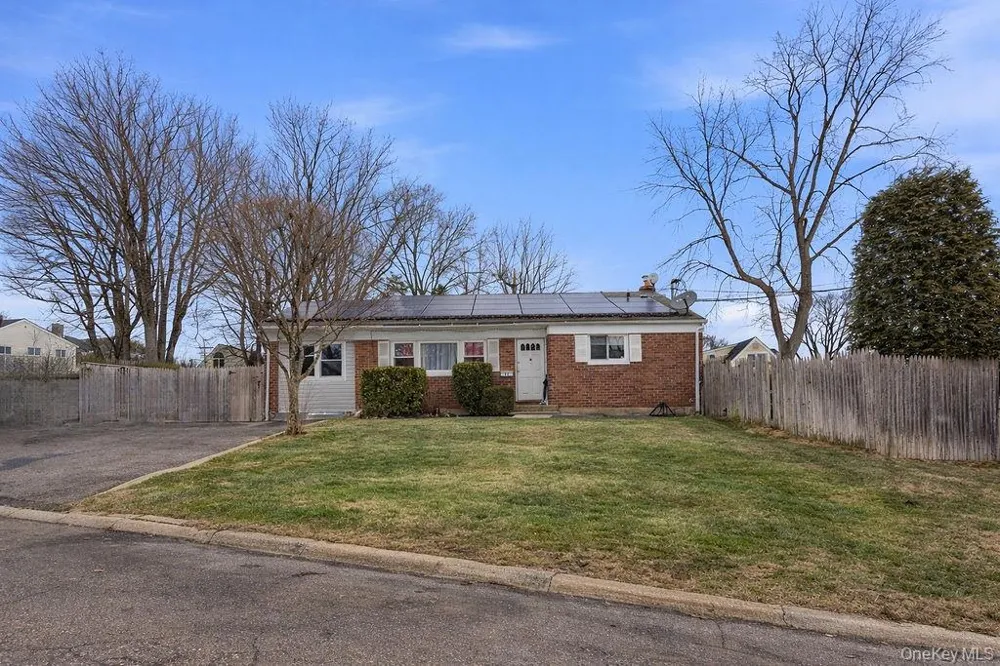 45 Oakley Drive Huntington Station, NY 11746