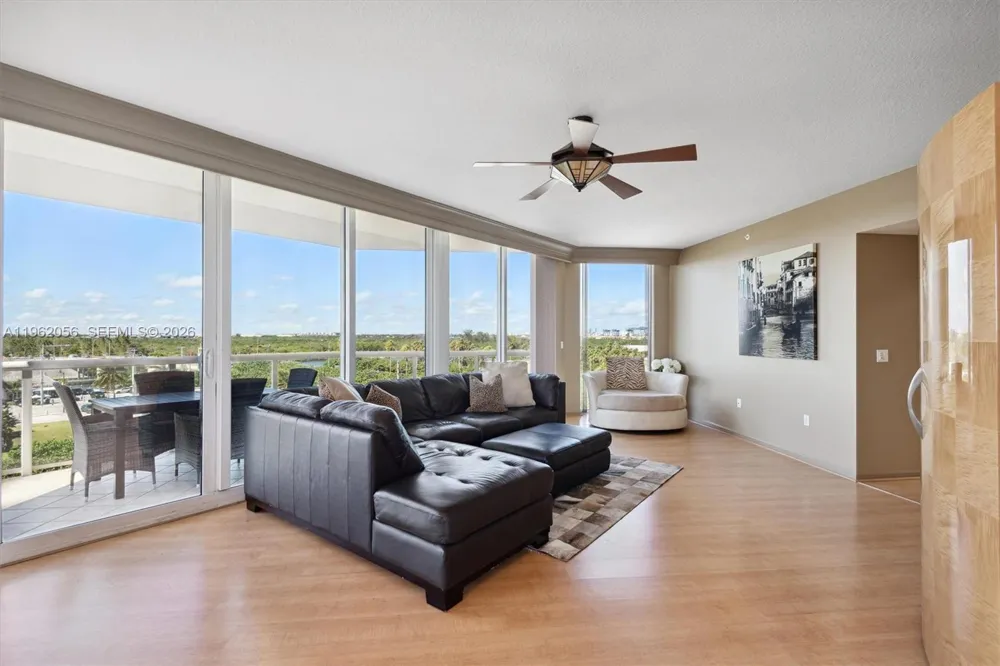 6051 Ocean Dr #602 Hollywood, FL 33019