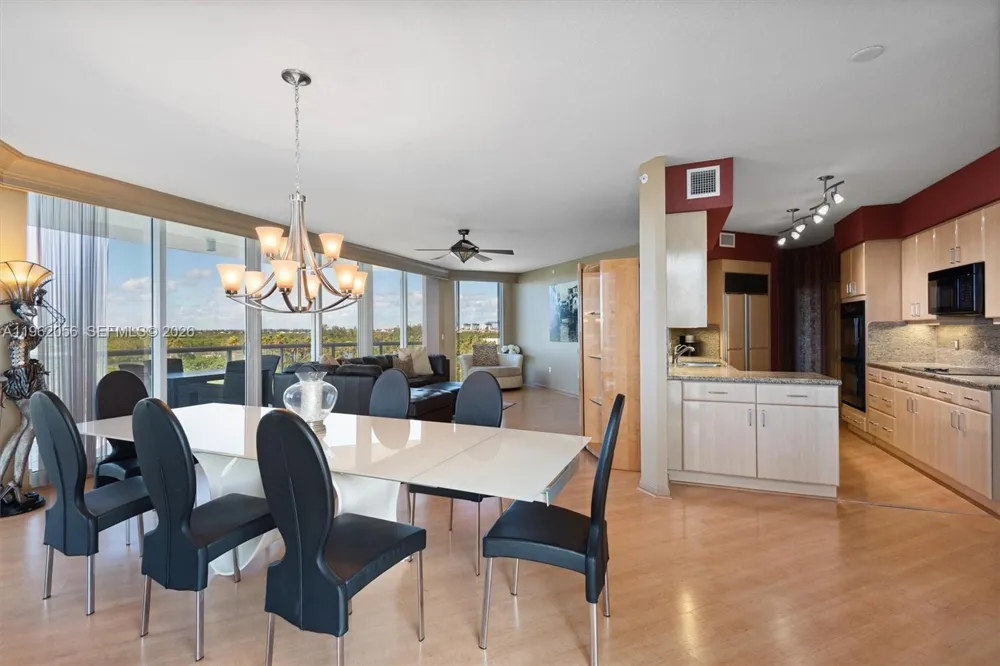 6051 Ocean Dr #602 Hollywood, FL 33019