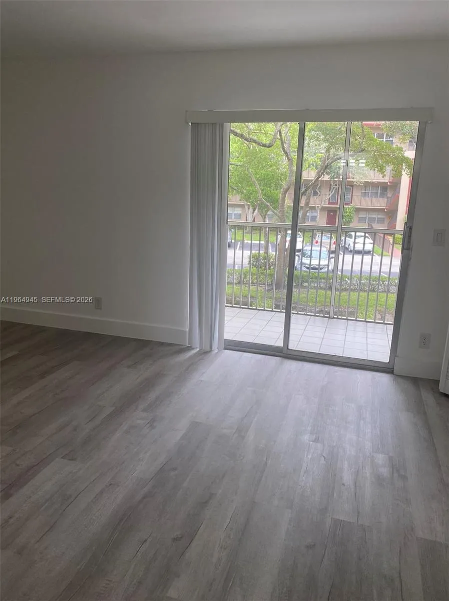 13455 SW 9th Ct #203J Pembroke Pines, FL 33027