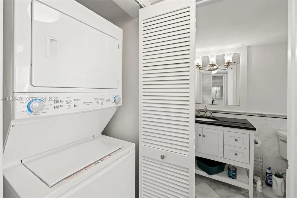 4201 Ocean Blvd #208 Boca Raton, FL 33431