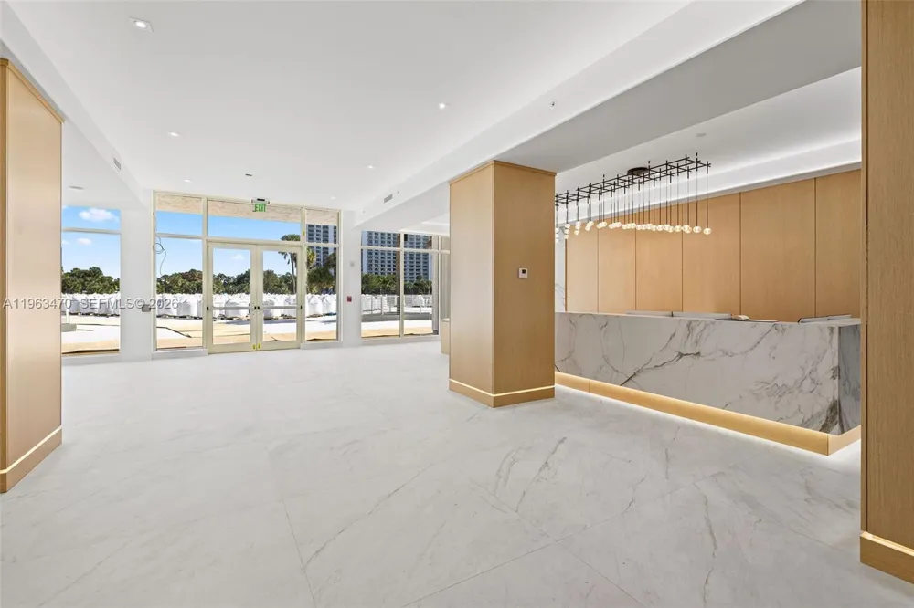 4201 Ocean Blvd #208 Boca Raton, FL 33431