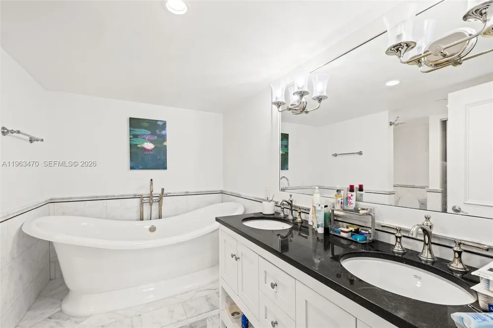 4201 Ocean Blvd #208 Boca Raton, FL 33431