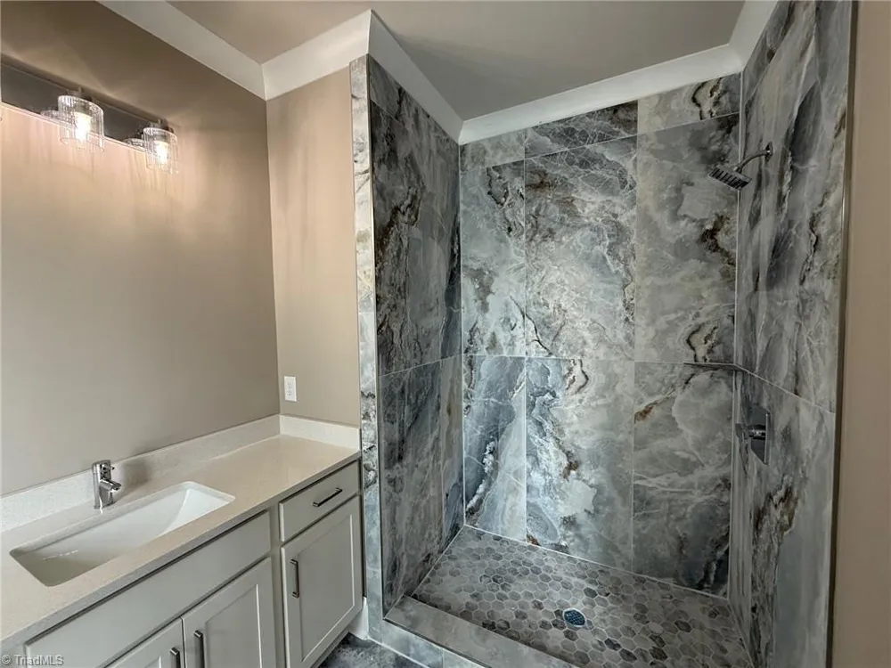 3405 Ocean Drive Emerald Isle, NC 28594