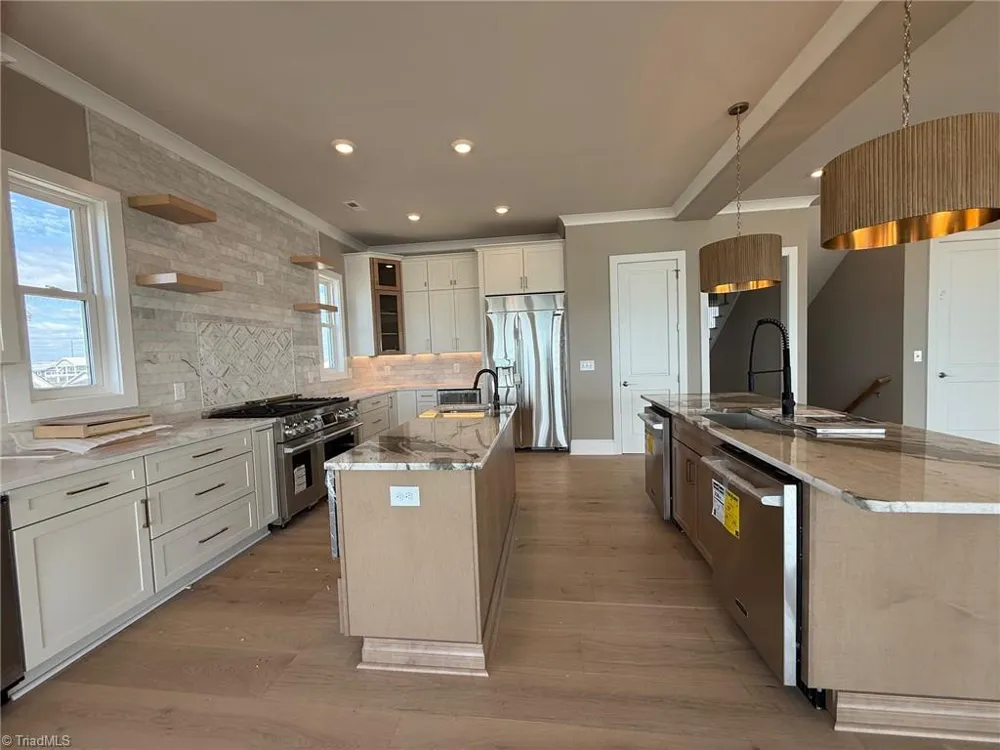 3405 Ocean Drive Emerald Isle, NC 28594