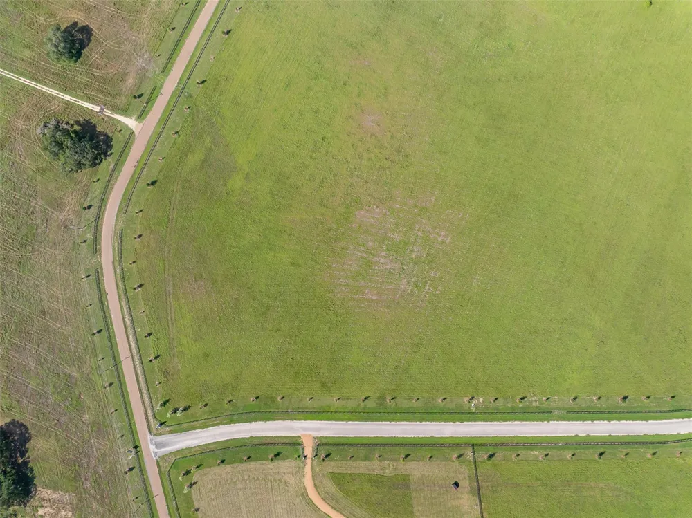 5101 Hartfield Rd - Tract 9 Round Top, TX 78954