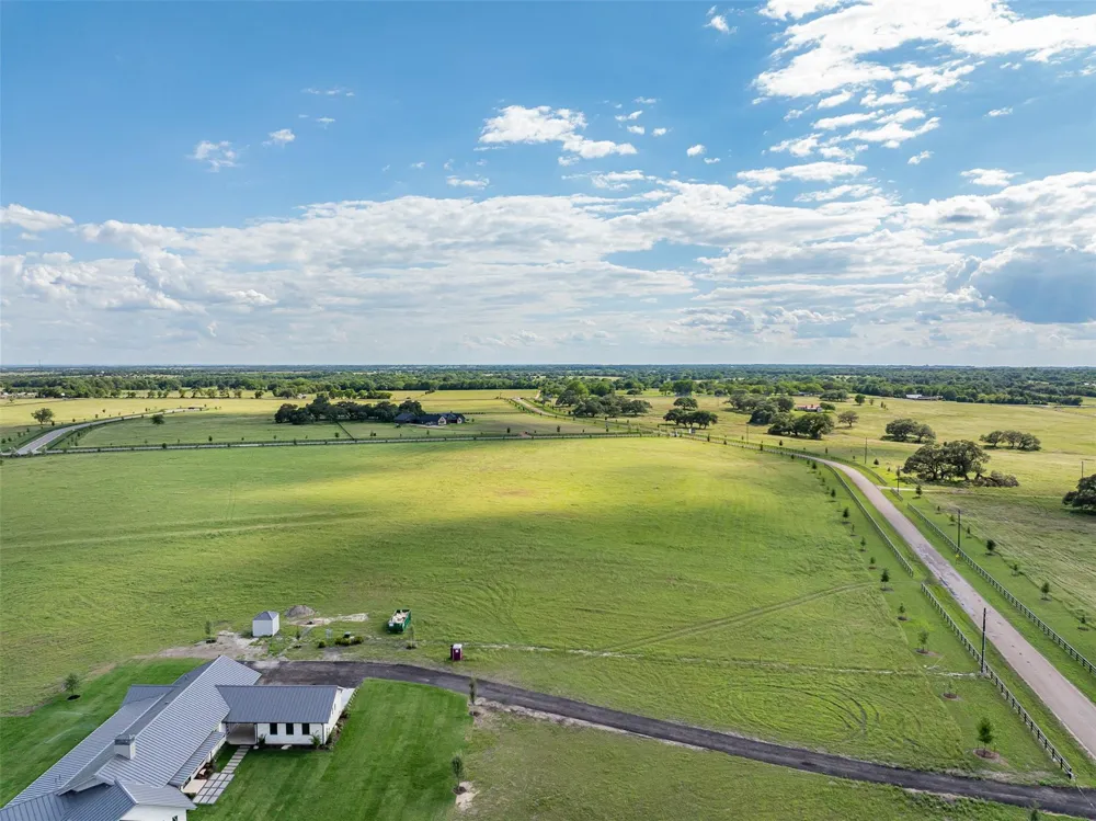 5101 Hartfield Rd - Tract 9 Round Top, TX 78954
