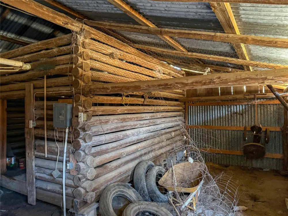 15184 Fm 92 Spurger, TX 77660
