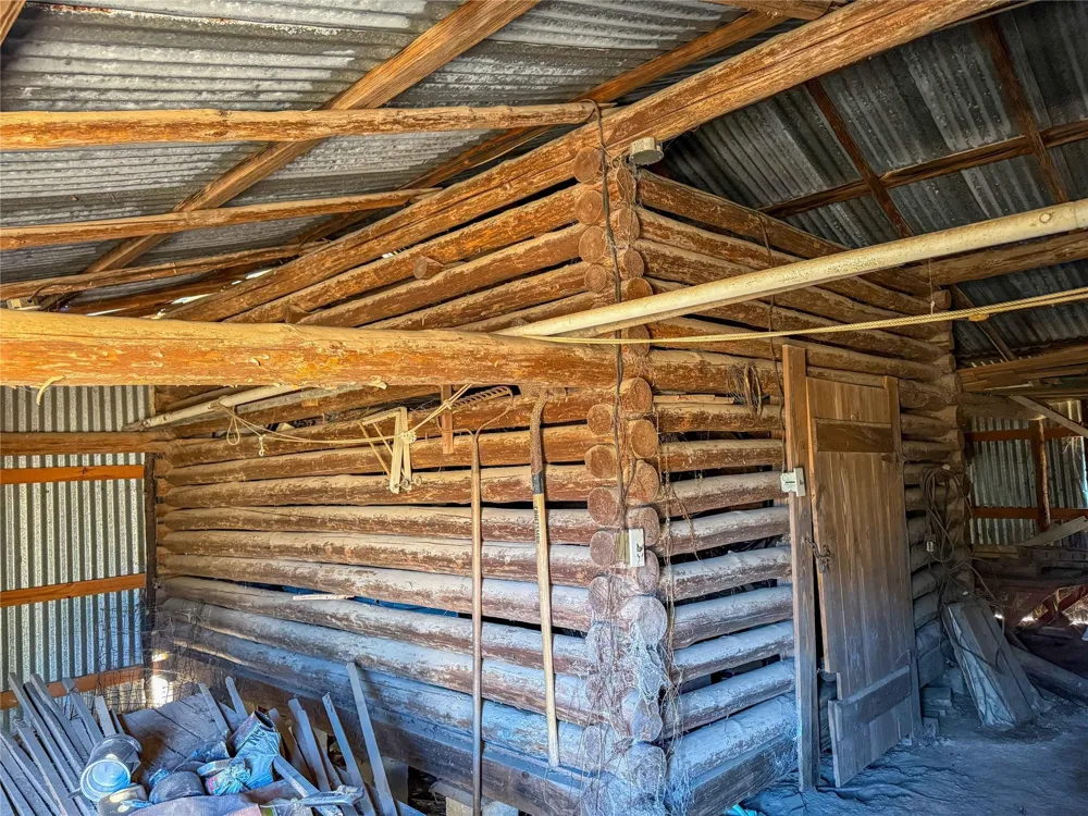 15184 Fm 92 Spurger, TX 77660
