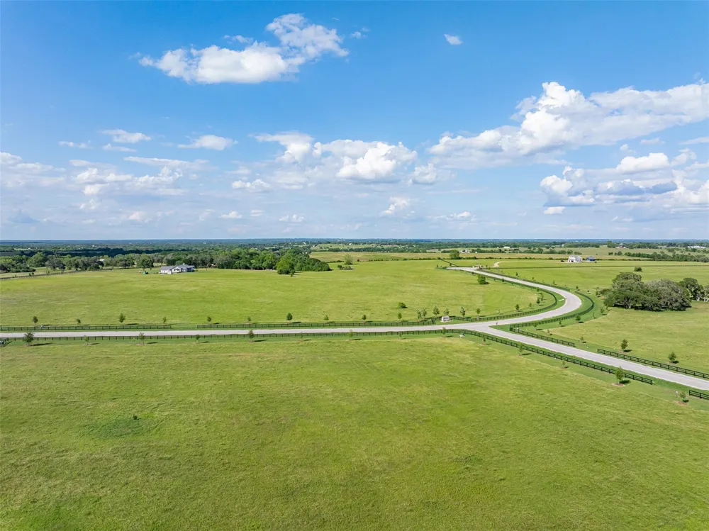 109 Hartfield Hill Ln - Tract 13 Round Top, TX 78954