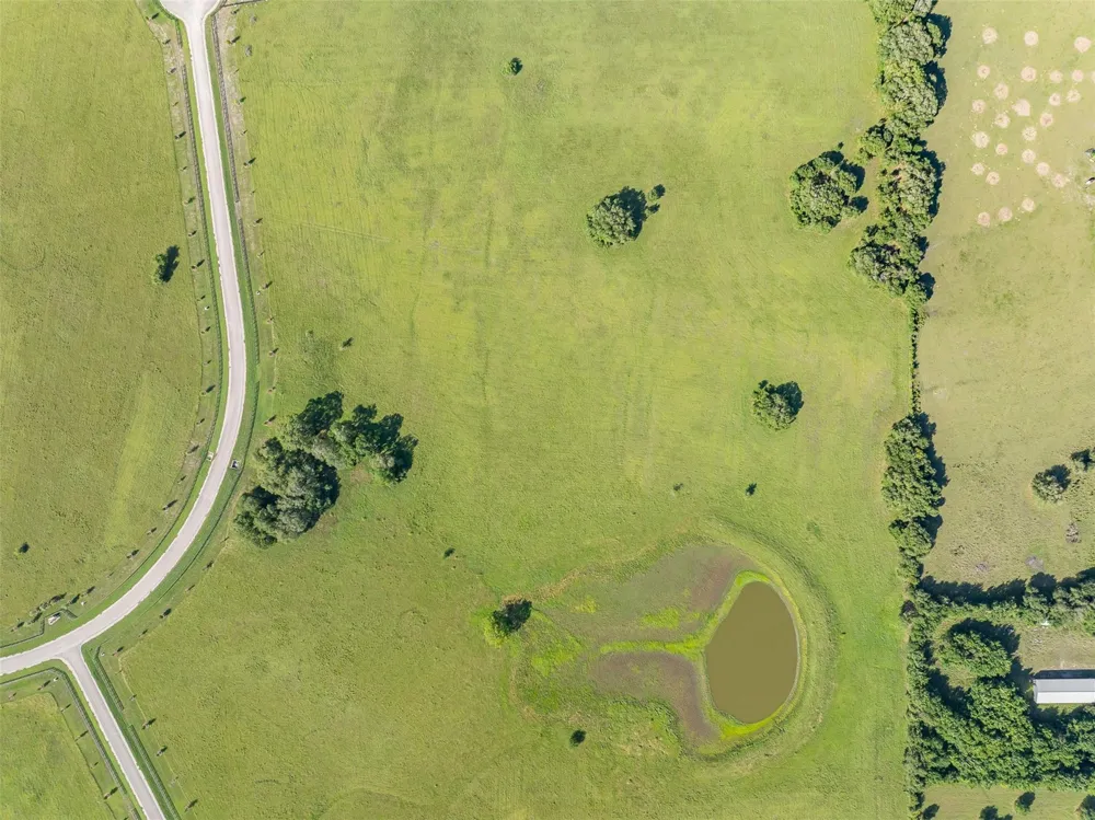 114 Hartfield Hill Ln - Tract 19 Round Top, TX 78954