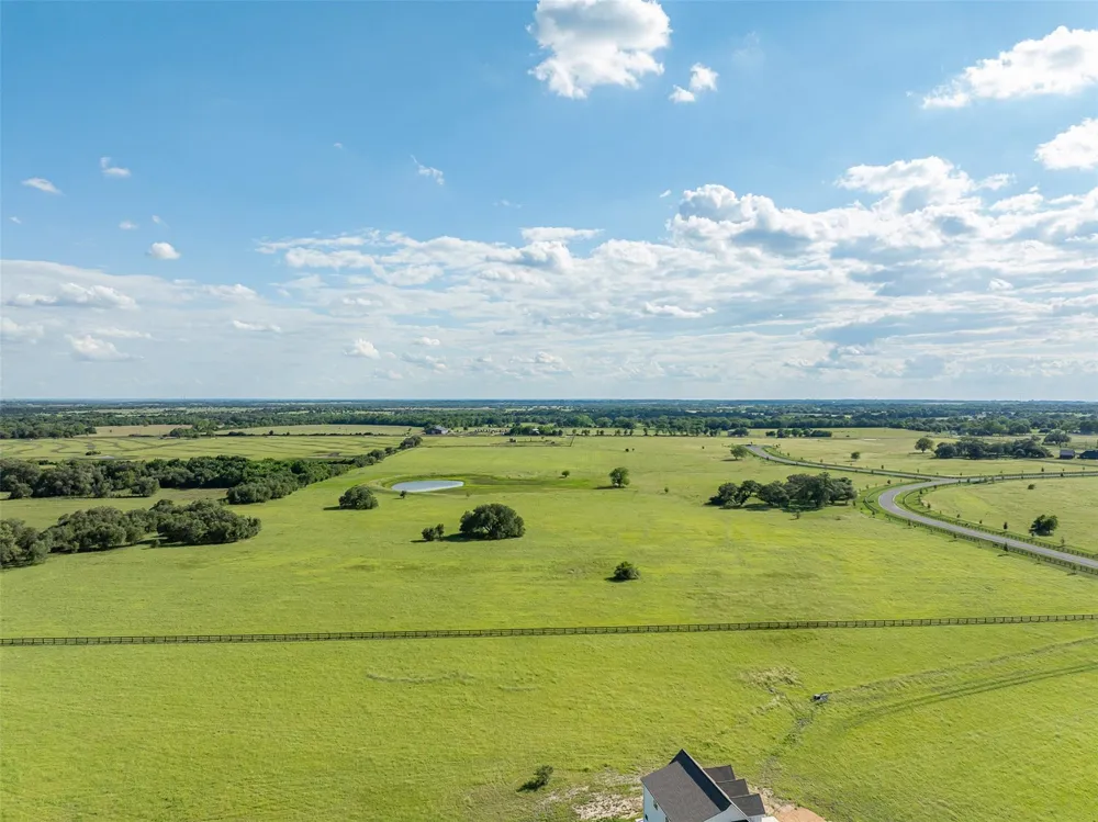 114 Hartfield Hill Ln - Tract 19 Round Top, TX 78954