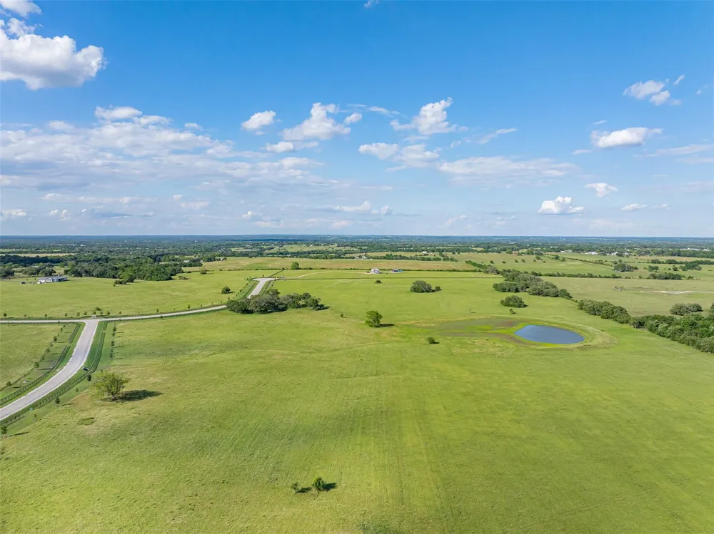 114 Hartfield Hill Ln - Tract 19 Round Top, TX 78954