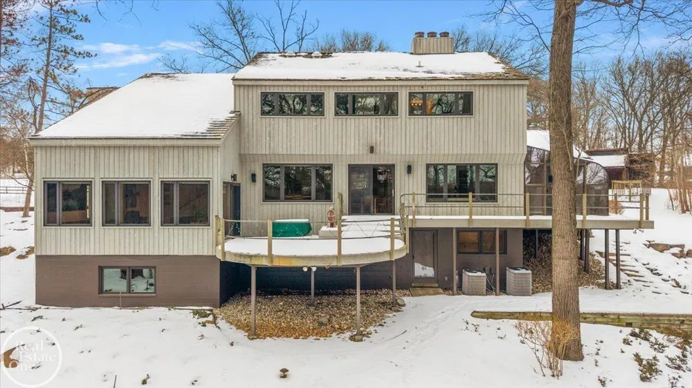 3750 Orion Road Oakland Charter Township, MI 48363