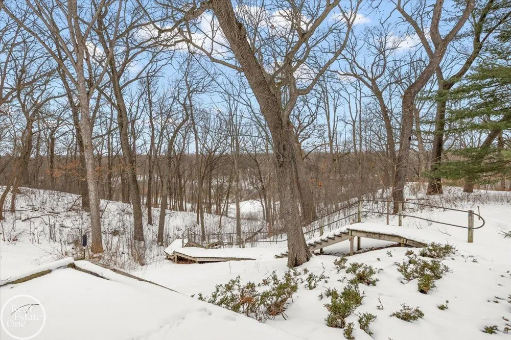 3750 Orion Road Oakland Charter Township, MI 48363