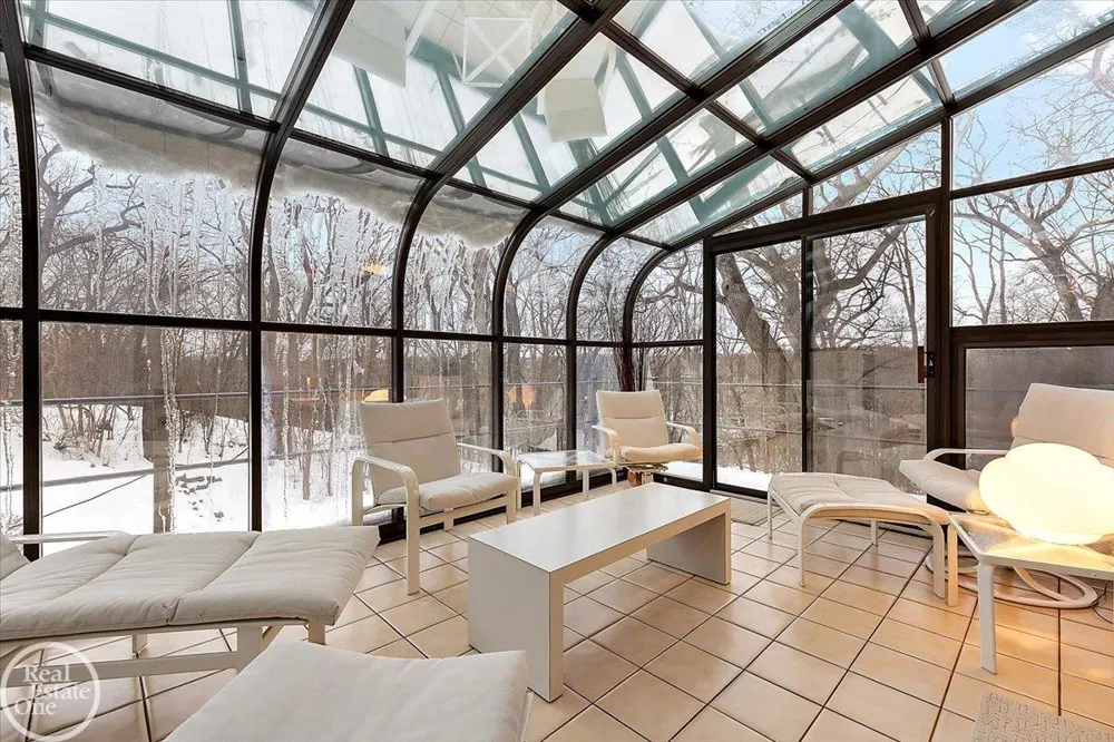 3750 Orion Road Oakland Charter Township, MI 48363