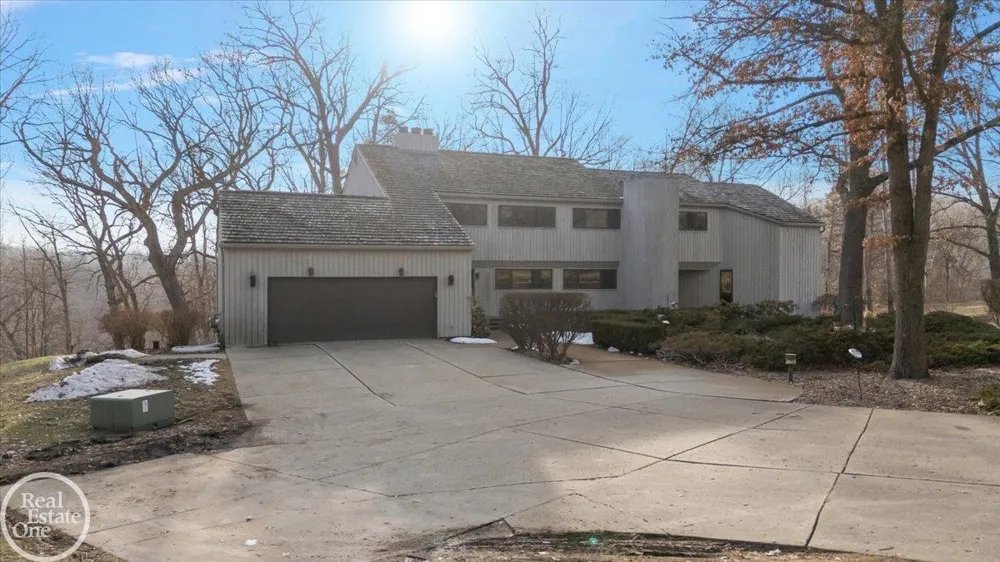 3750 Orion Road Oakland Charter Township, MI 48363