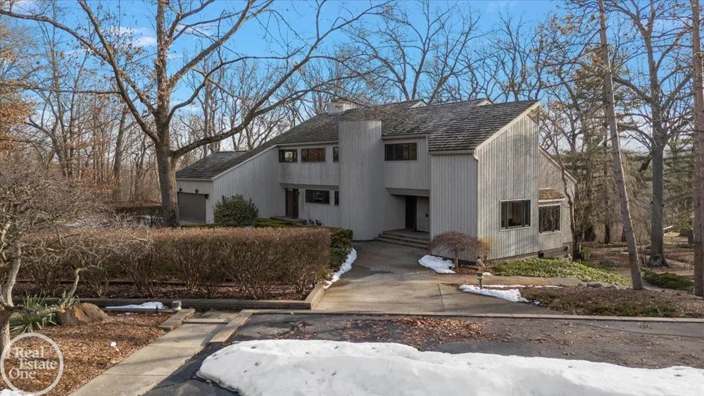 3750 Orion Road Oakland Charter Township, MI 48363