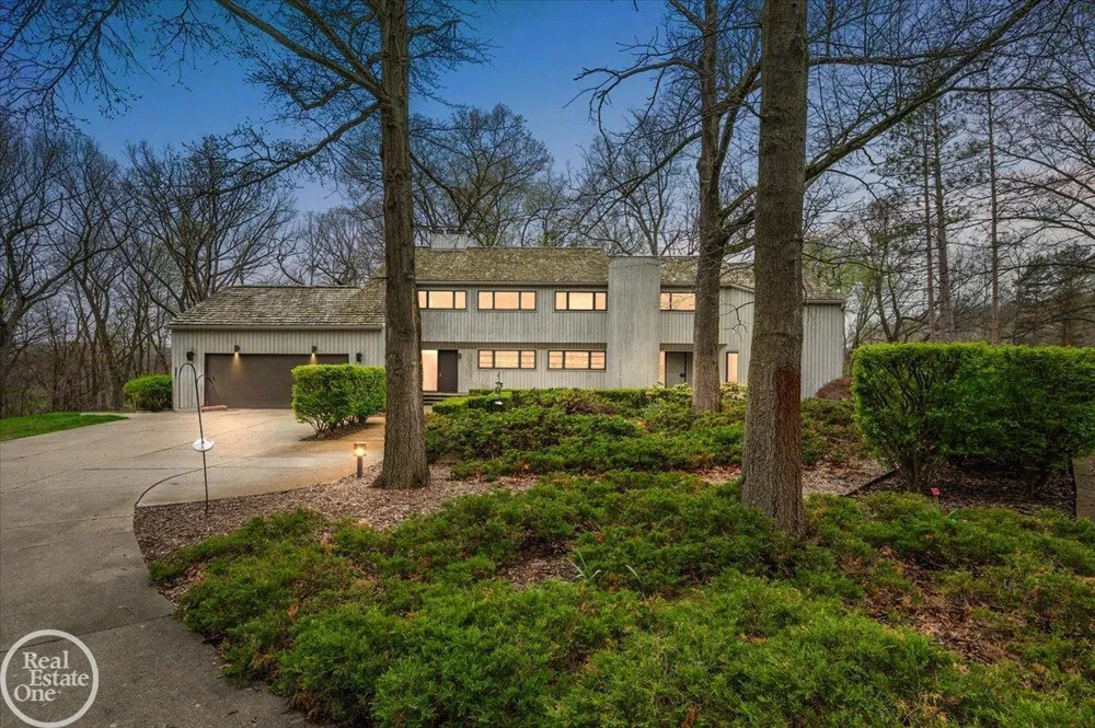 3750 Orion Road Oakland Charter Township, MI 48363
