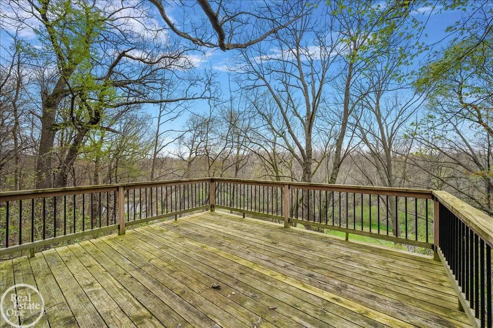 3750 Orion Road Oakland Charter Township, MI 48363