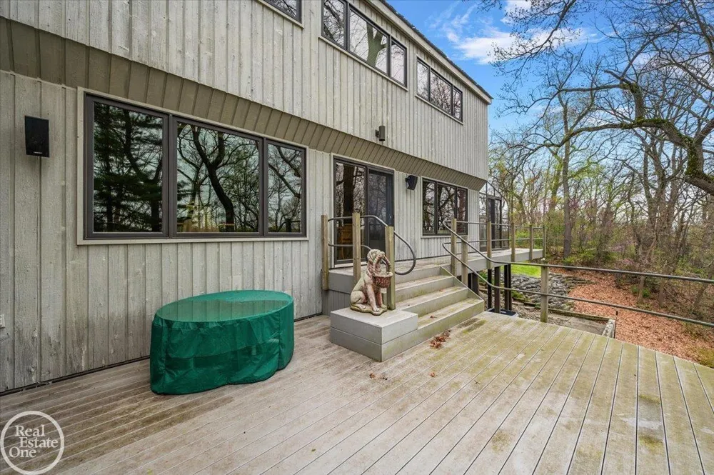 3750 Orion Road Oakland Charter Township, MI 48363